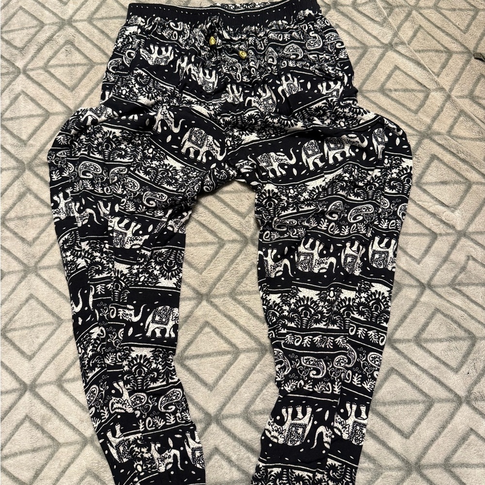 Black and White Elephant Printed Bottoms